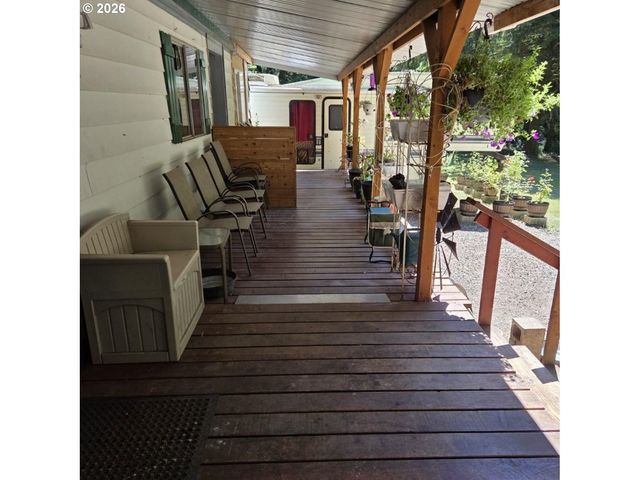 24608 LOWER SMITH RIVER Rd, Reedsport, OR 97467