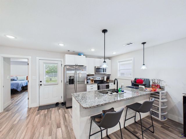 137 North Sky Drive, Warner Robins, GA 31093