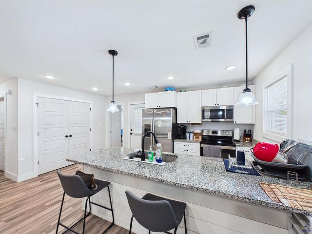 137 North Sky Drive, Warner Robins, GA 31093