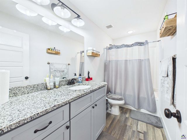 137 North Sky Drive, Warner Robins, GA 31093