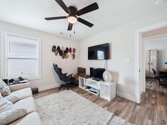 137 North Sky Drive, Warner Robins, GA 31093