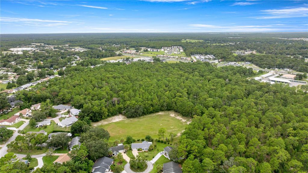 Image 9 of property listing at SW HIGHWAY 200, Ocala, FL 34481