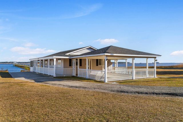 2813 Grassland Ln., Georgetown, SC 29440