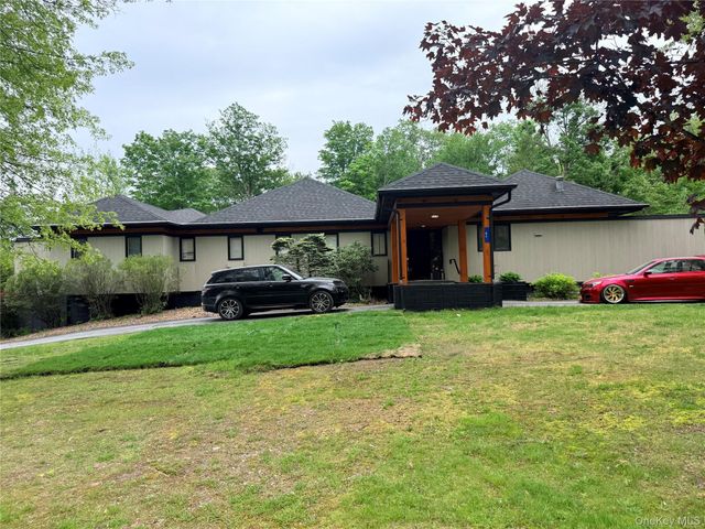 67 Lakeland Drive, South Fallsburg, NY 12779