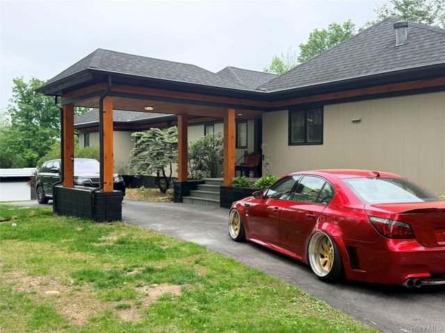 67 Lakeland Drive, South Fallsburg, NY 12779