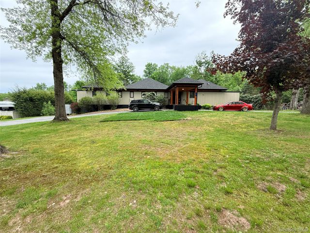 67 Lakeland Drive, South Fallsburg, NY 12779
