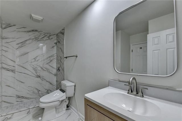 421 Oakleaf Trail, Suwanee, GA 30024
