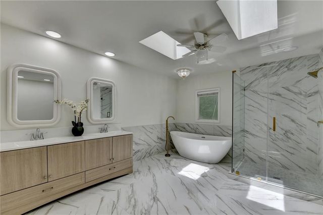 421 Oakleaf Trail, Suwanee, GA 30024