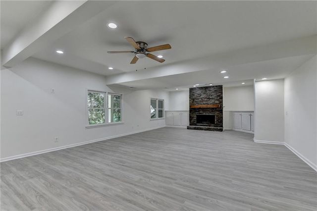 421 Oakleaf Trail, Suwanee, GA 30024