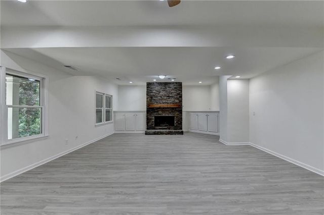 421 Oakleaf Trail, Suwanee, GA 30024