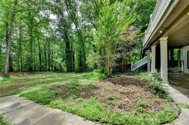 421 Oakleaf Trail, Suwanee, GA 30024