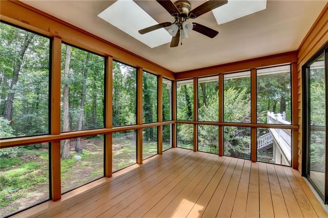 421 Oakleaf Trail, Suwanee, GA 30024