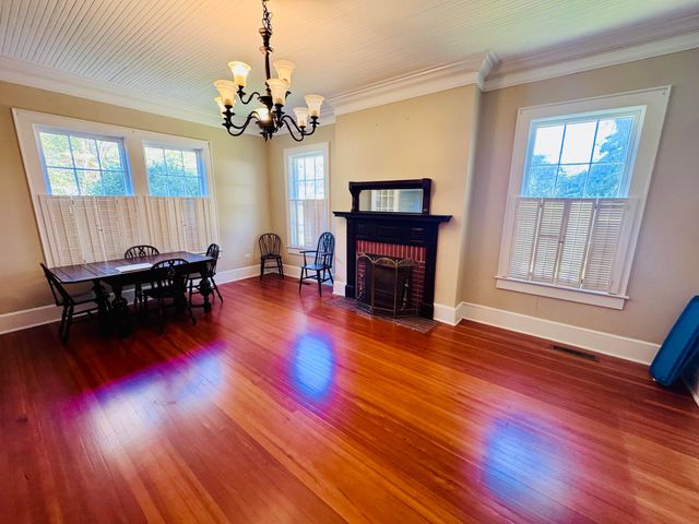 5 S Rosemary Avenue, Andrews, SC 29510