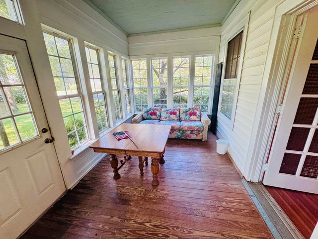 5 S Rosemary Avenue, Andrews, SC 29510