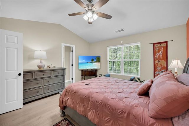 132 Amelia Creek Way, Lawrenceville, GA 30045