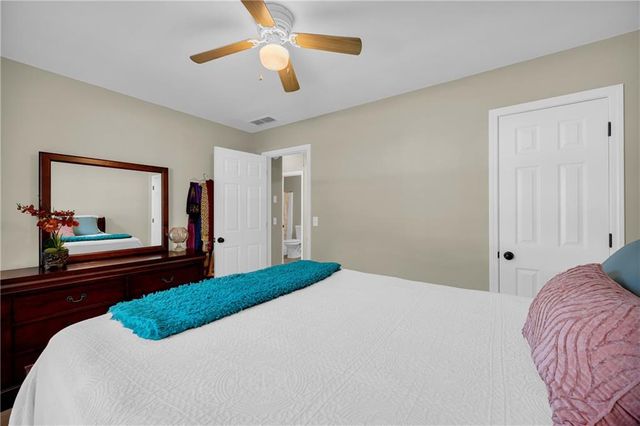 132 Amelia Creek Way, Lawrenceville, GA 30045