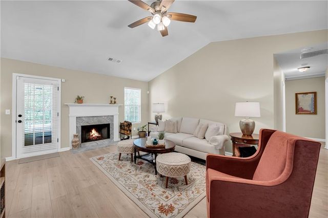 132 Amelia Creek Way, Lawrenceville, GA 30045