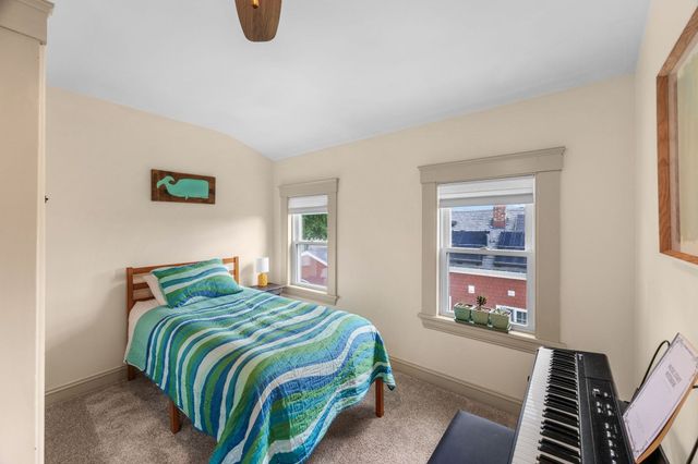 32 Crescent Ave, Beverly, MA 01915