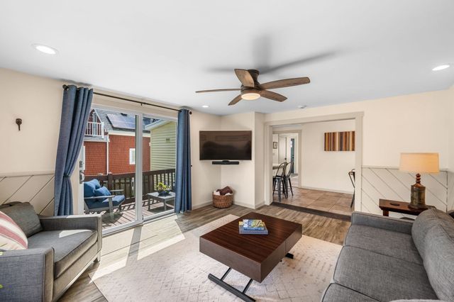 32 Crescent Ave, Beverly, MA 01915