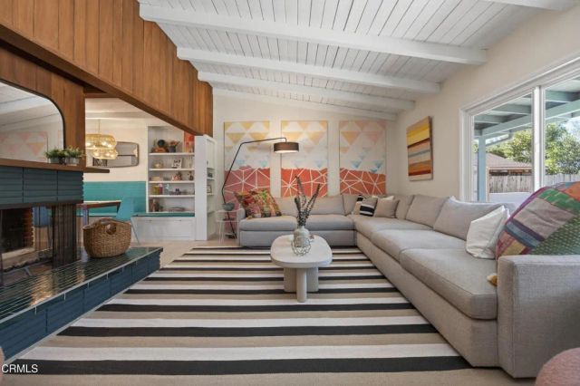 335 Encino Drive, Oak View, CA 93022