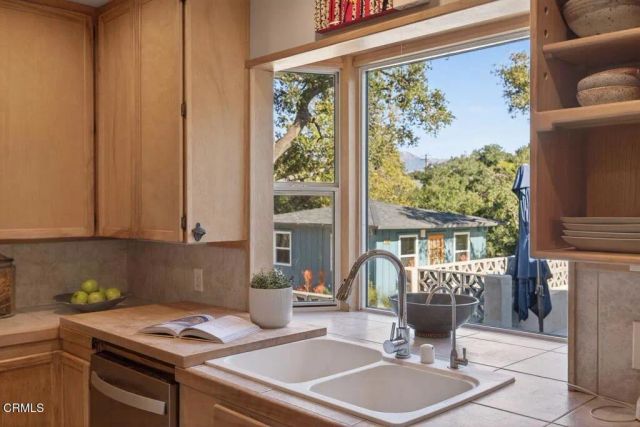 335 Encino Drive, Oak View, CA 93022