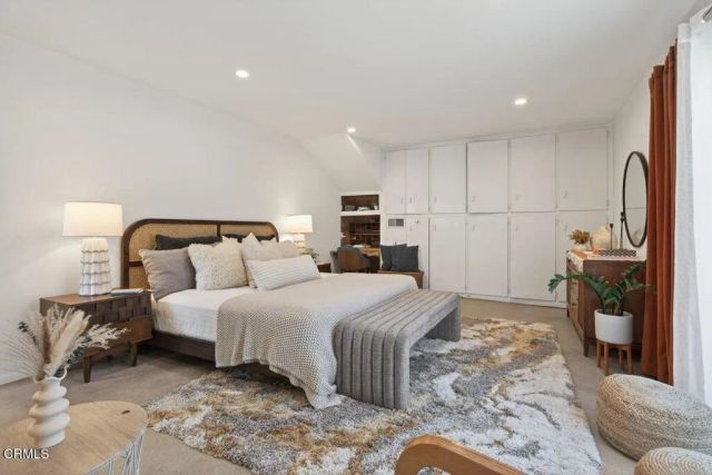 335 Encino Drive, Oak View, CA 93022