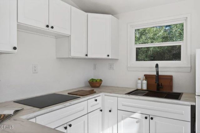 335 Encino Drive, Oak View, CA 93022