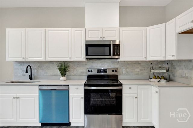 2016 Eppinger Street, Savannah, GA 31415