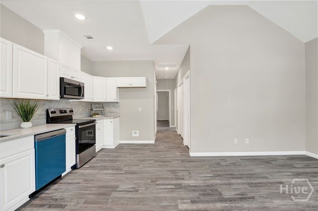 2016 Eppinger Street, Savannah, GA 31415