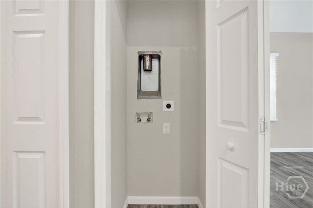 2016 Eppinger Street, Savannah, GA 31415