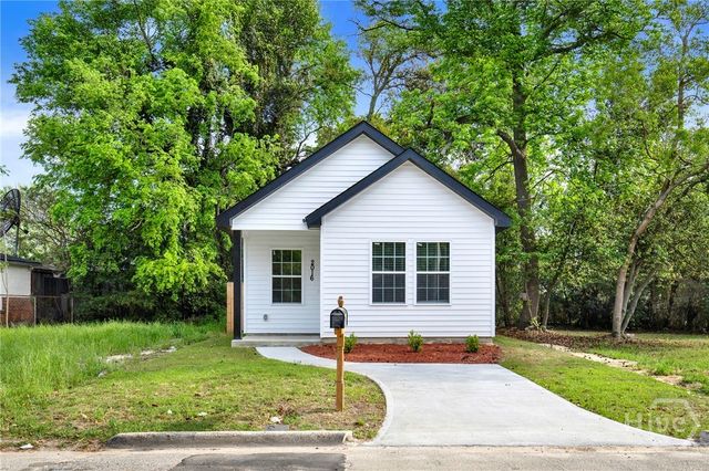 2016 Eppinger Street, Savannah, GA 31415