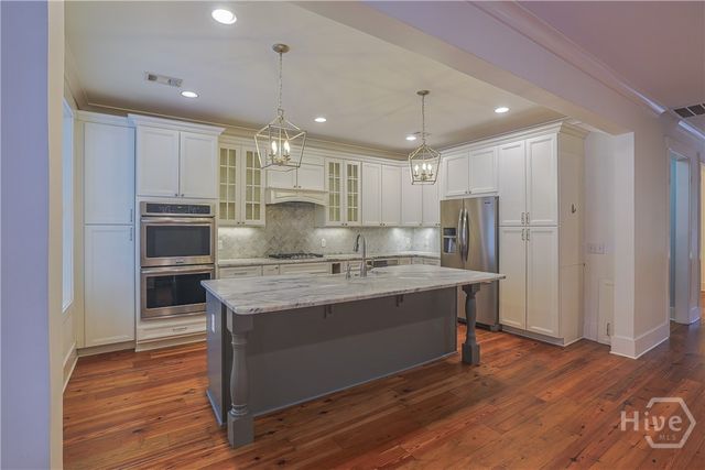 98 Green Island Road, Savannah, GA 31411