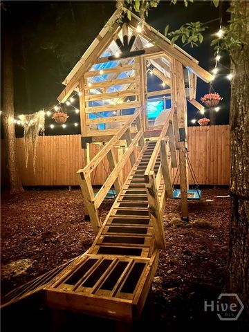 98 Green Island Road, Savannah, GA 31411