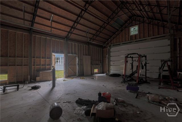 98 Green Island Road, Savannah, GA 31411