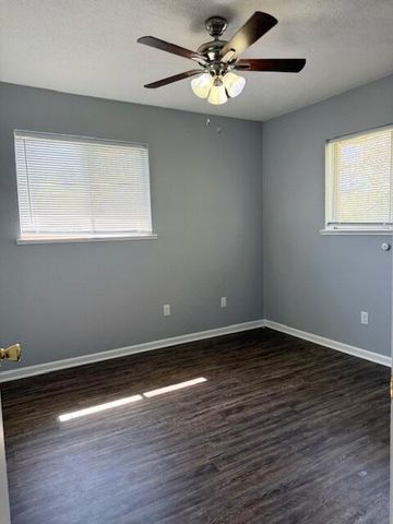 501 Hickory, New Llano, LA 71461