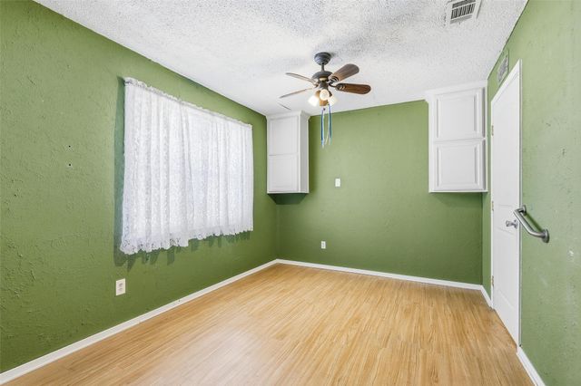 3822 Ragged Rock Court, Joshua, TX 76058