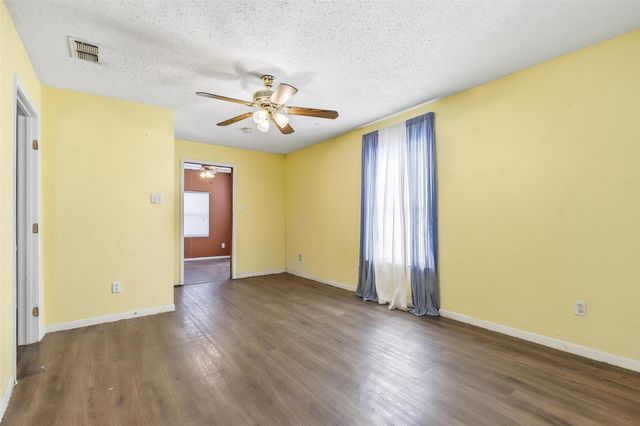 3822 Ragged Rock Court, Joshua, TX 76058