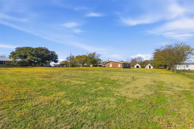 3822 Ragged Rock Court, Joshua, TX 76058