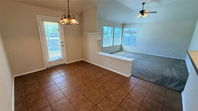 4805 Summer Oaks Lane, Fort Worth, TX 76123