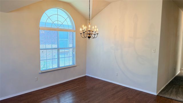4805 Summer Oaks Lane, Fort Worth, TX 76123