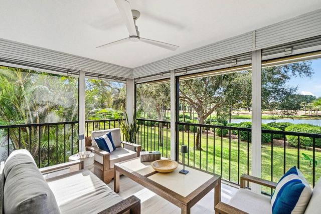 49 Eastgate Drive B, Boynton Beach, FL 33436