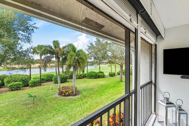 49 Eastgate Drive B, Boynton Beach, FL 33436