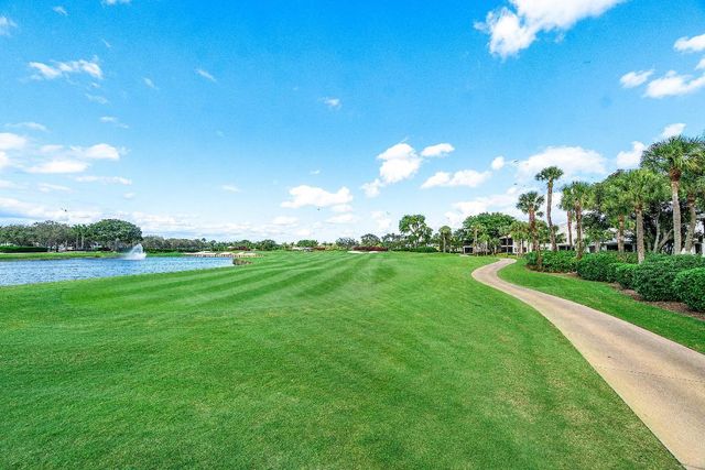 49 Eastgate Drive B, Boynton Beach, FL 33436