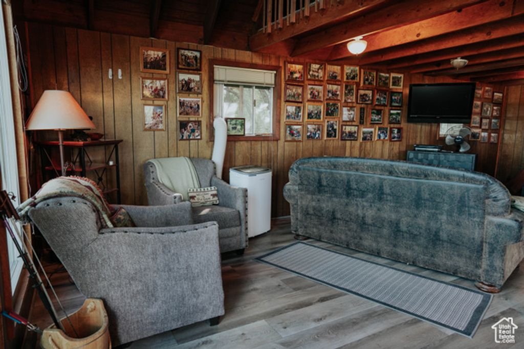 Image 4 of property listing at 2727 S VALLEY VIEW RD, Coalville, UT 84017