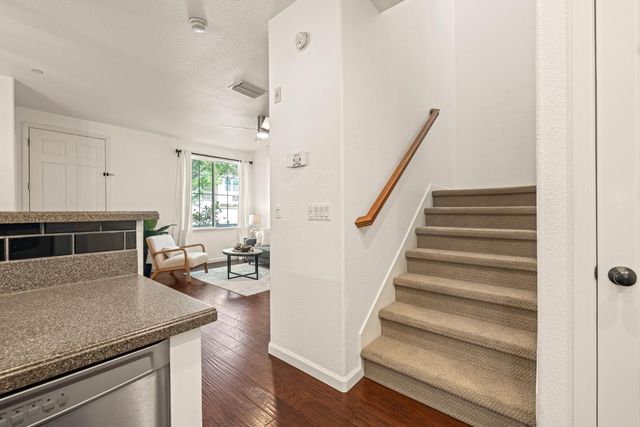 1608 Esplanade Cir, Folsom, CA 95630