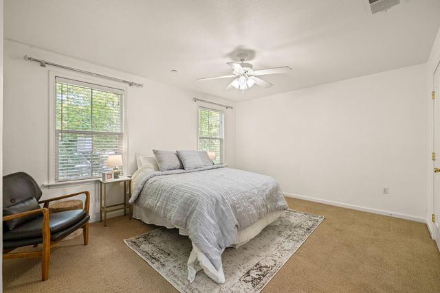 1608 Esplanade Cir, Folsom, CA 95630