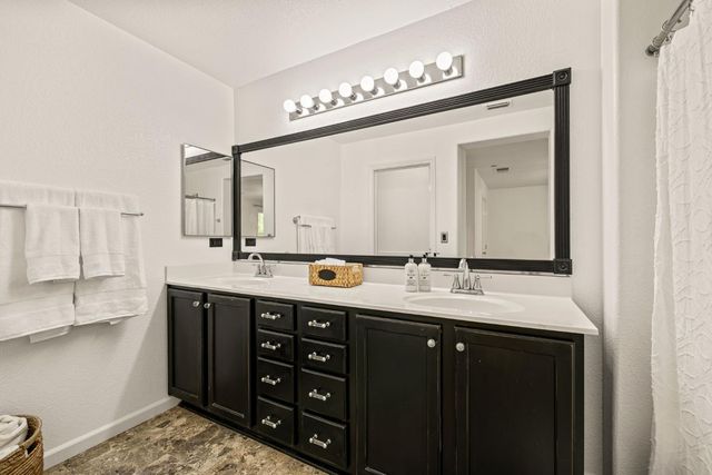 1608 Esplanade Cir, Folsom, CA 95630