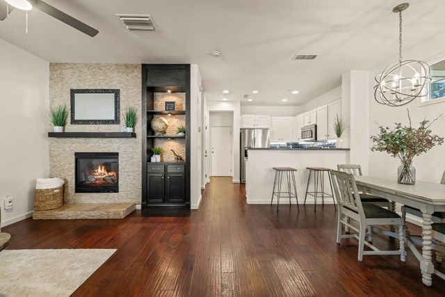 1608 Esplanade Cir, Folsom, CA 95630
