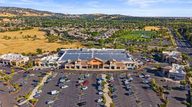 1608 Esplanade Cir, Folsom, CA 95630