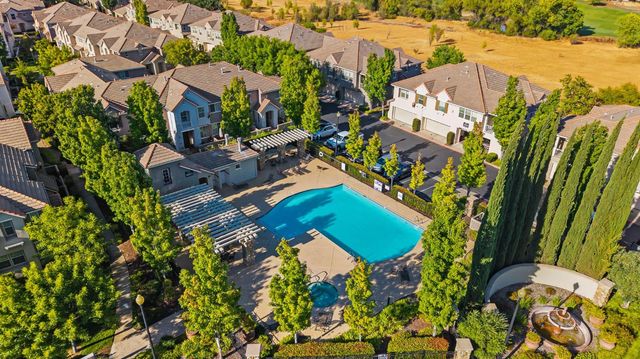 1608 Esplanade Cir, Folsom, CA 95630